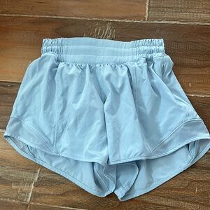 Lululemon 4” Hotty hot shorts | light blue | size zero